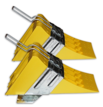 Preview: 2x Wheel chock incl. holder E36 G36 3500kg plastic DIN 76051-E36 - Car Trailer